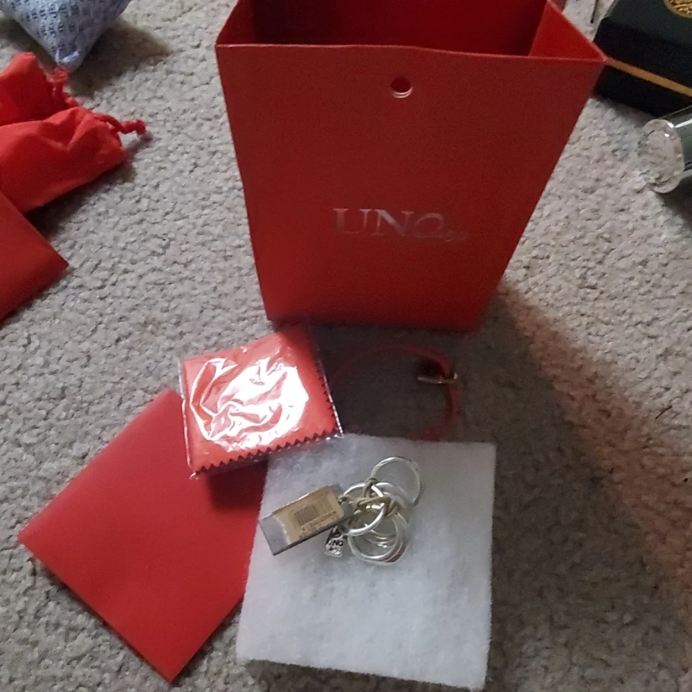 Uno de 50 duo prisoner ring firm with extra adj bracelet firm